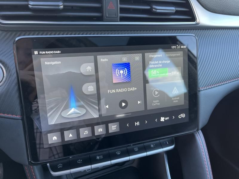 MG MOTOR ZS EV 156ch - 70kWh Luxury  occasion  Vert-Saint-Denis - photo n16