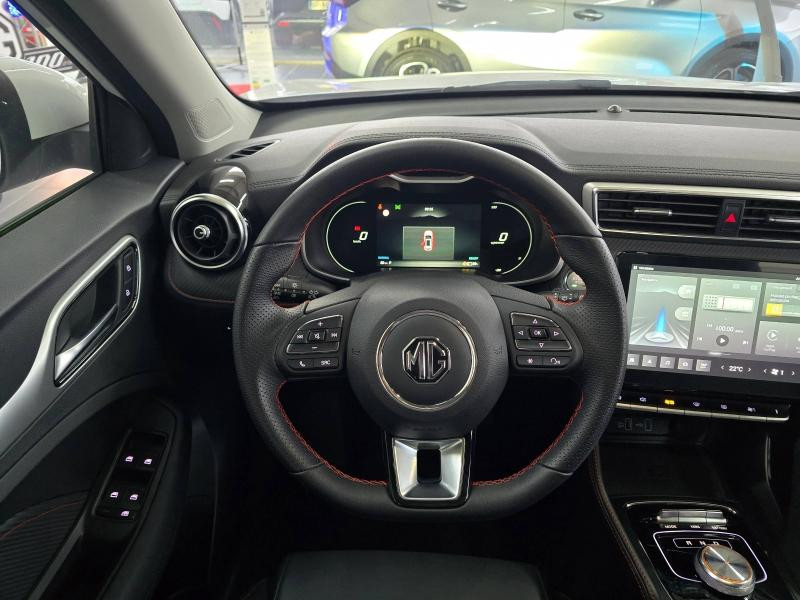 MG MOTOR ZS EV 156ch - 70kWh Luxury  occasion  Jaux - photo n10