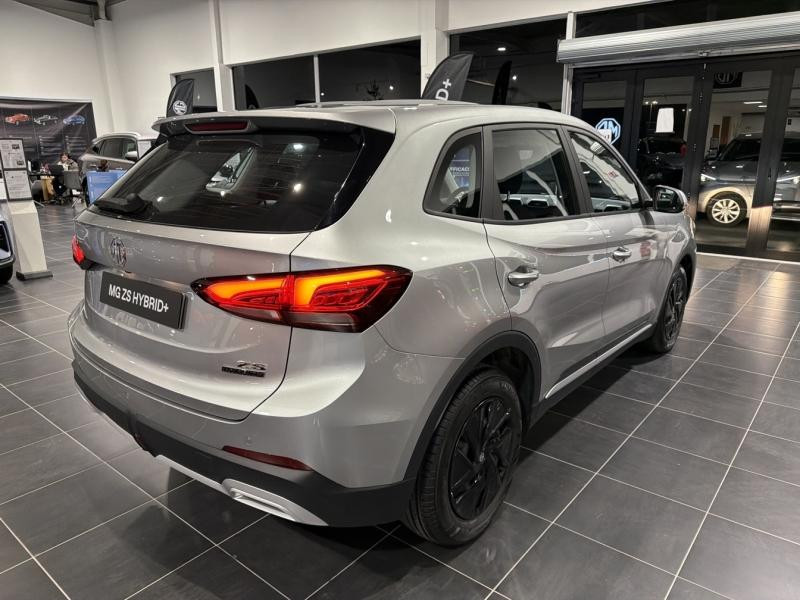 MG MOTOR ZS Hybrid+ 197ch Standard  occasion � Saint-Maximin - photo n�5