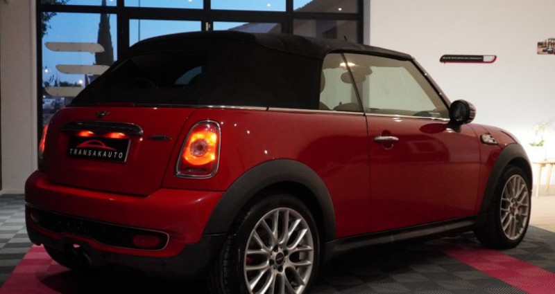 Mini Cabrio CABRIOLET R57 1.6i - 211 John Cooper Works 2010 - photo n°7 Mini Cabrio CABRIOLET R57 1.6i - 211 John Cooper Works  occasion à L'ISLE SUR LA SORGUE - photo n°7