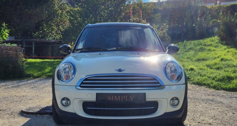 Mini CLUBMAN R55 D 112 ch Cooper 2013 - photo n°2 Mini CLUBMAN R55 D 112 ch Cooper  occasion à allonzier de la caille - photo n°2