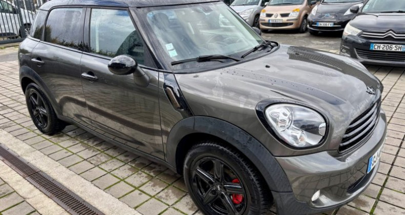 Mini Countryman Cooper 122ch Pack Red Hot Chili BVA 2011 - photo n°3 Mini Countryman Cooper 122ch Pack Red Hot Chili BVA  occasion à NOUVOITOU - photo n°3