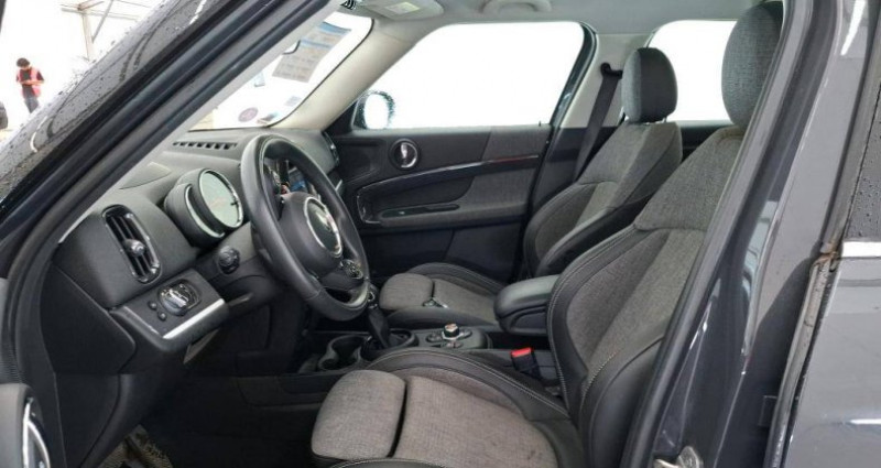 Mini Countryman Cooper SE 136ch + 88ch Business Design ALL4 BVA6 7cv 2020 - photo n°6 Mini Countryman Cooper SE 136ch + 88ch Business Design ALL4 BVA6 7cv  occasion à Courbevoie - photo n°6