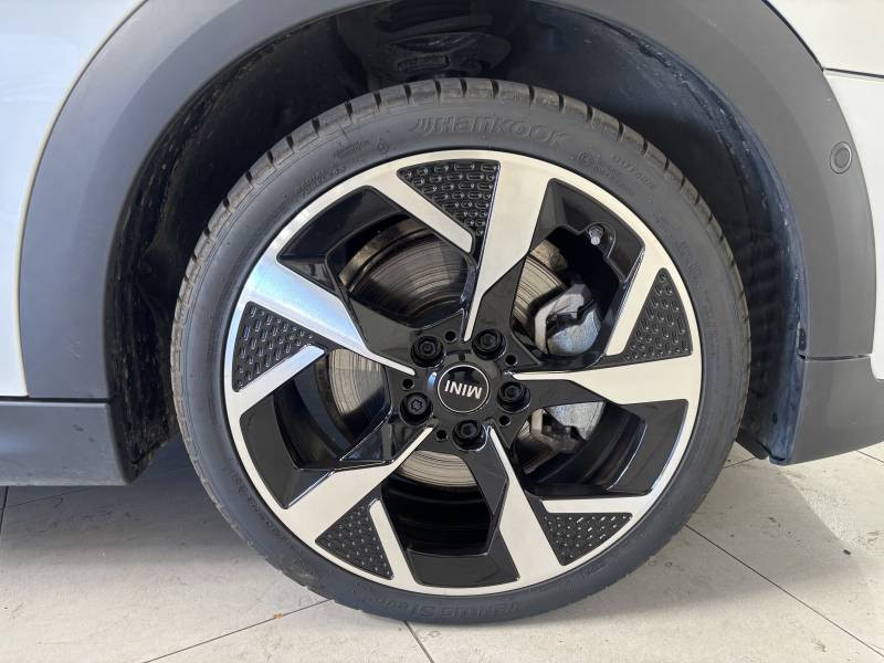 Mini Mini cooper 156 ch DKG7 C Favoured 2024 - photo n°13 Mini Mini cooper 156 ch DKG7 C Favoured  occasion à Béziers - photo n°13