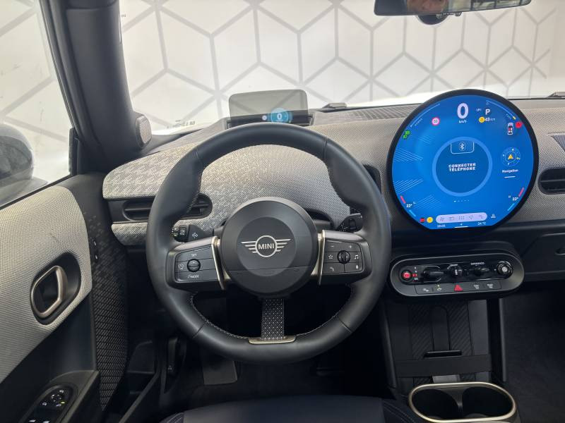 Mini Mini cooper 156 ch DKG7 C Favoured 2024 - photo n°10 Mini Mini cooper 156 ch DKG7 C Favoured  occasion à Béziers - photo n°10