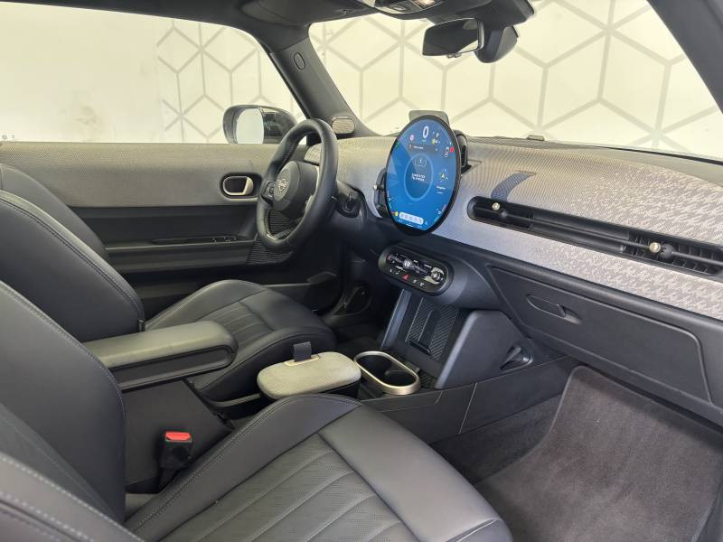 Mini Mini cooper 156 ch DKG7 C Favoured 2024 - photo n°15 Mini Mini cooper 156 ch DKG7 C Favoured  occasion à Béziers - photo n°15