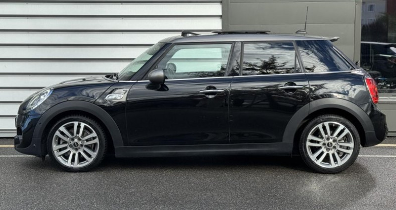 Mini Mini cooper 5 PORTES SD 170 BVAEDITION SEVEN CONNECTED XL PANO SIEGES CH 2018 - photo n°6 Mini Mini cooper 5 PORTES SD 170 BVAEDITION SEVEN CONNECTED XL PANO SIEGES CH  occasion à ANDREZIEUX-BOUTHEON - photo n°6