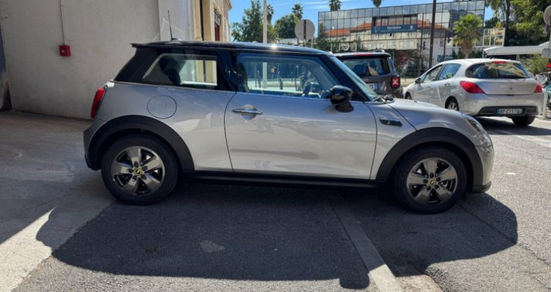 Mini Mini one HATCH 3 PORTES ELECTRIC F56 BEV LCI Cooper SE 184 BVA Essent 2022 - photo n°4 Mini Mini one HATCH 3 PORTES ELECTRIC F56 BEV LCI Cooper SE 184 BVA Essent  occasion à NICE - photo n°4