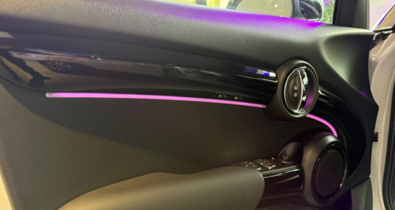 Mini Mini one HATCH 5 PORTES F55 LCI II Cooper 136 ch DKG7 Edition Premium 2022 - photo n°6 Mini Mini one HATCH 5 PORTES F55 LCI II Cooper 136 ch DKG7 Edition Premium  occasion à Saint-Maur-des-Fossés - photo n°6