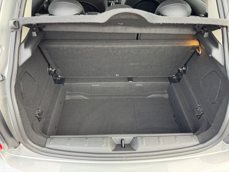 Mini Mini 1.5 136 BVA COOPER GPS Toit Noir JA 16 Noires 5P  occasion � Montauban - photo n�13