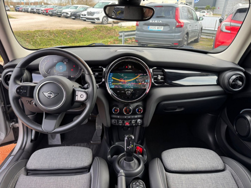 Mini Mini 1.5 136 BVA COOPER GPS Toit Noir JA 16 Noires 5P  occasion � Montauban - photo n�11