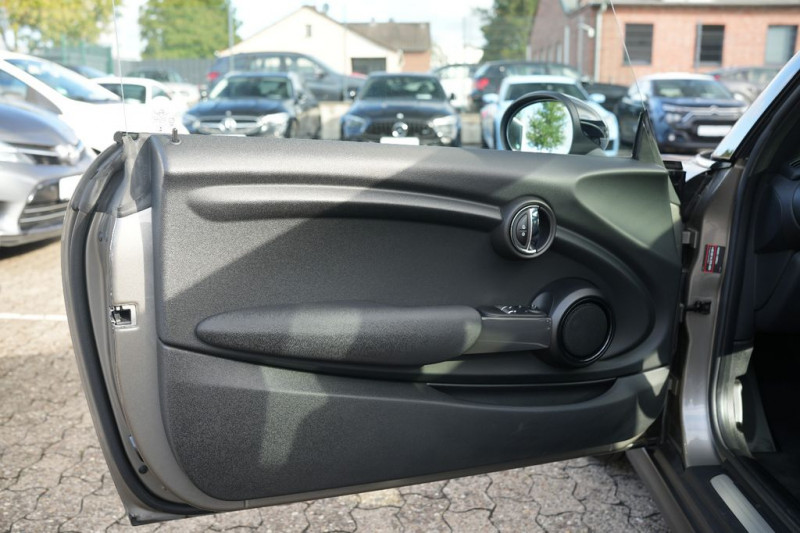 Mini Mini 136 CH BVA  occasion  Beaupuy - photo n8