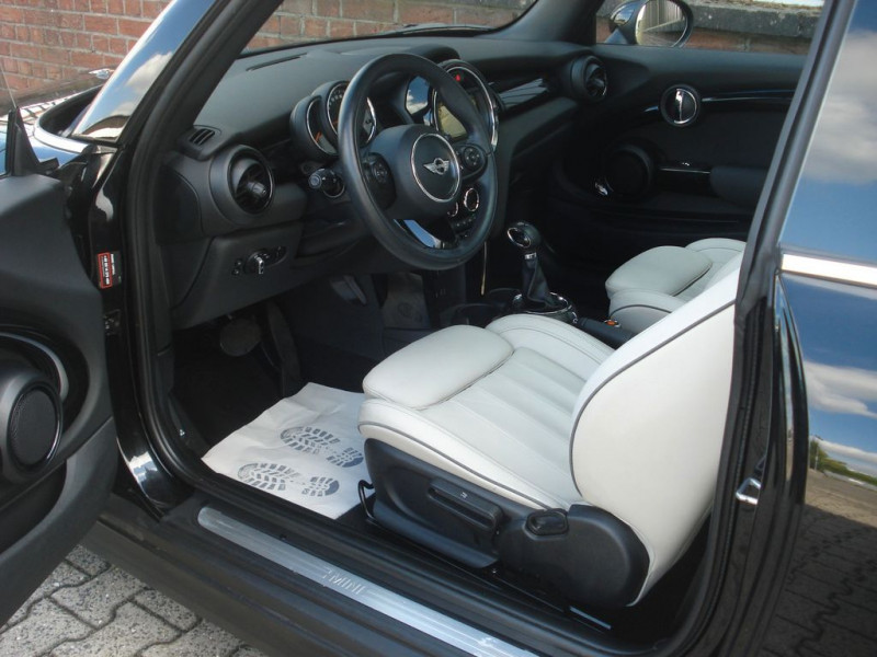 Mini Mini 136 CH BVA  occasion  Beaupuy - photo n5