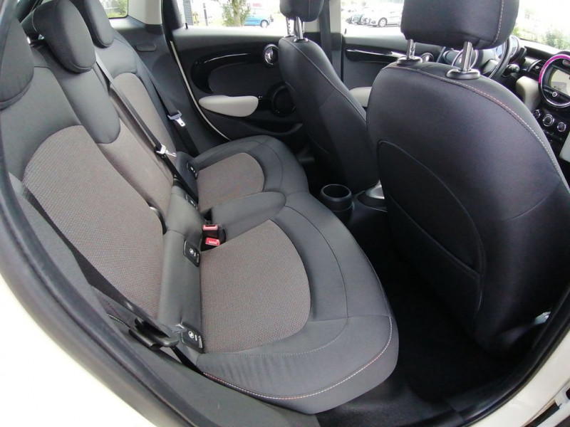 Mini Mini 136 CH BVA  occasion  Beaupuy - photo n7