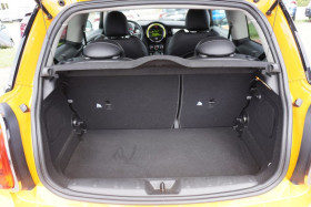 Mini Mini 136 CH BVA  occasion  Beaupuy - photo n9
