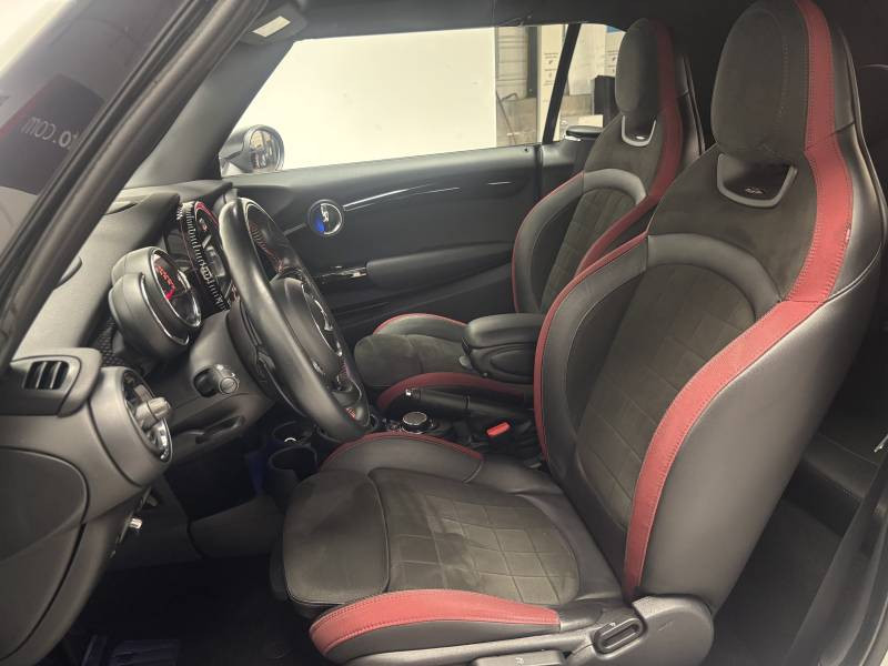 Mini Mini Cabriolet 231 ch John Cooper Works BVA6 Finition JCW Exclusi  occasion  Bziers - photo n7