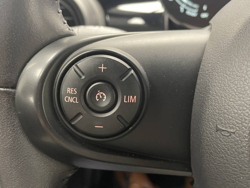 Mini Mini Cabriolet Cooper 136 ch BVA7 Edition Greenwich  occasion  Lormont - photo n10