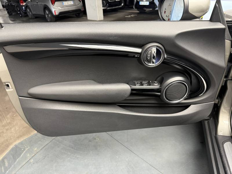 Mini Mini Cabriolet Cooper 136 ch BVA7 Edition Greenwich  occasion � Lormont - photo n�17