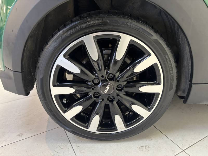 Mini Mini Cabriolet Cooper 136 ch DKG7 Edition Camden  occasion � B�ziers - photo n�19