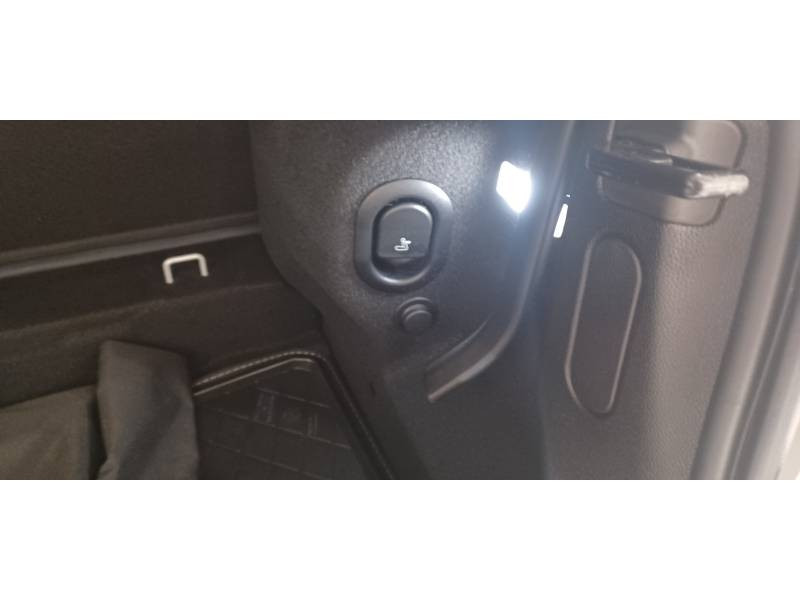 Mini Mini Cabriolet Cooper 136 ch DKG7 Edition Camden 2022 - photo n°15 Mini Mini Cabriolet Cooper 136 ch DKG7 Edition Camden  occasion à Lormont - photo n°15