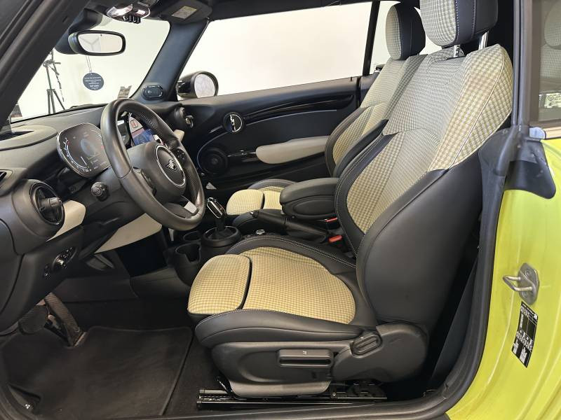 Mini Mini Cabriolet Cooper 136 ch DKG7 Edition Premium Plus  occasion  Brive-la-Gaillarde - photo n4