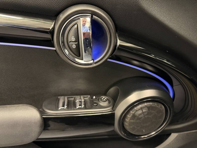 Mini Mini Cabriolet Cooper 136 ch DKG7 Edition Resolute Plus  occasion � Brive-la-Gaillarde - photo n�11