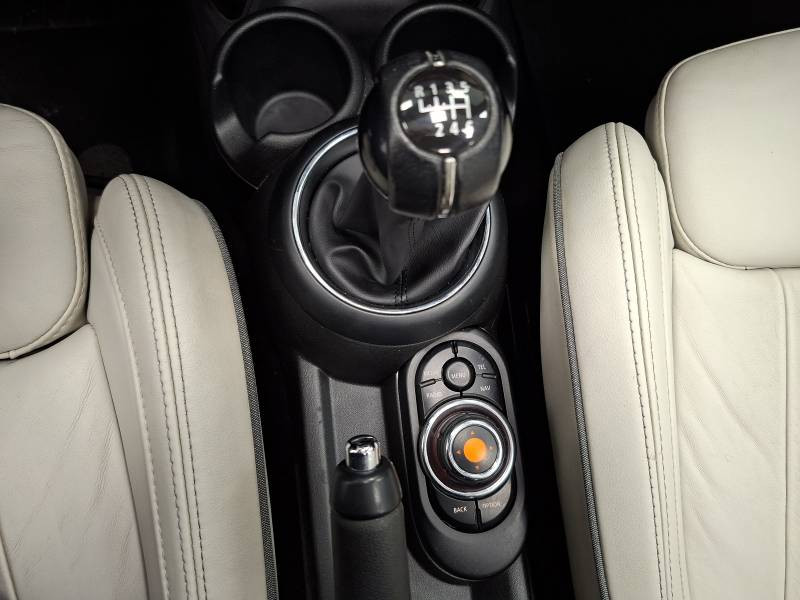 Mini Mini Cabriolet Cooper 136 ch Finition Exquisite  occasion � Limoges - photo n�6