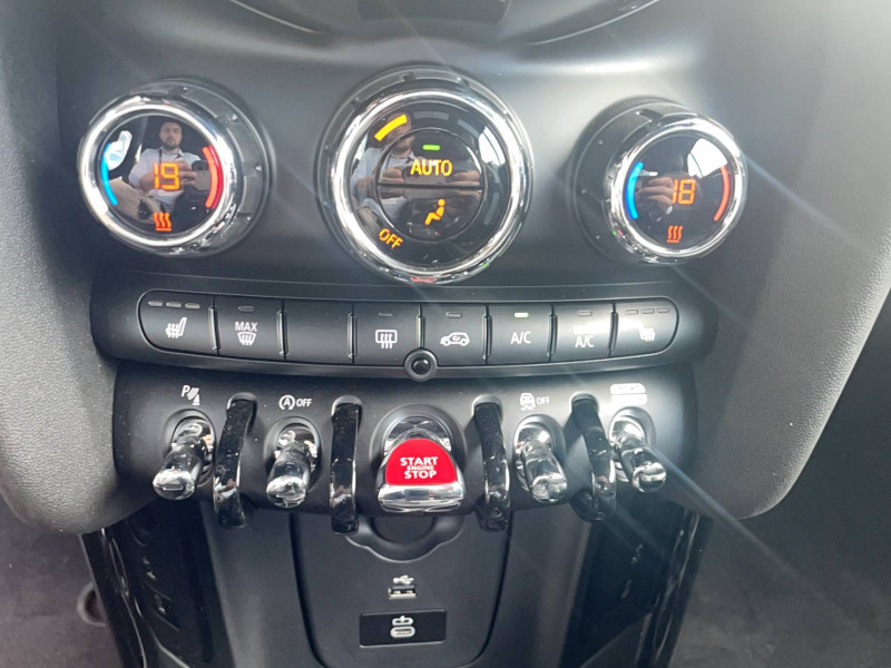 Mini Mini Cabriolet Cooper S 178 ch BVA7 Edition Premium Plus 2p  occasion  Lescar - photo n10