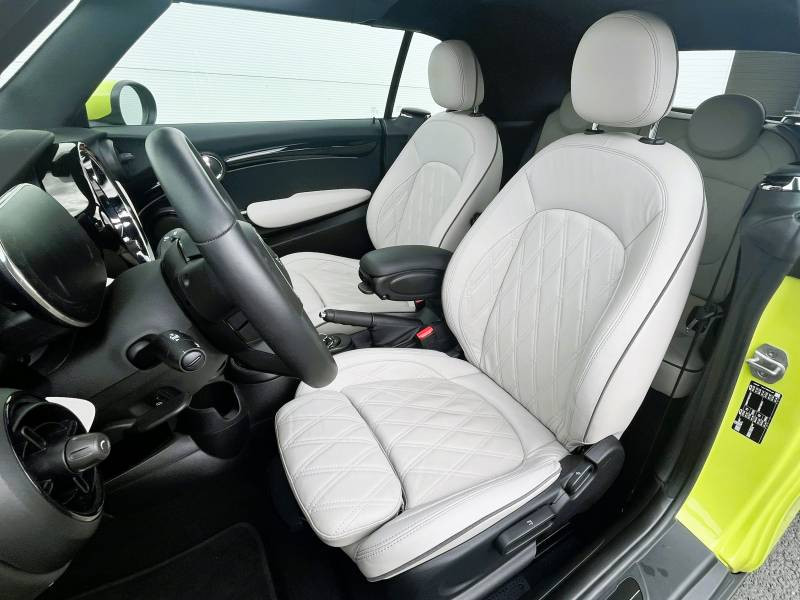 Mini Mini Cabriolet Cooper S 178 ch Edition Camden  occasion  Auch - photo n4