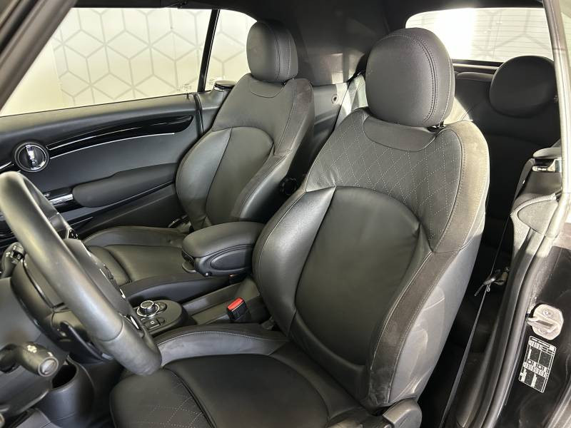 Mini Mini Cabriolet John Cooper Works 231 ch BVA8 Edition Premium Plus  occasion � Brive-la-Gaillarde - photo n�18