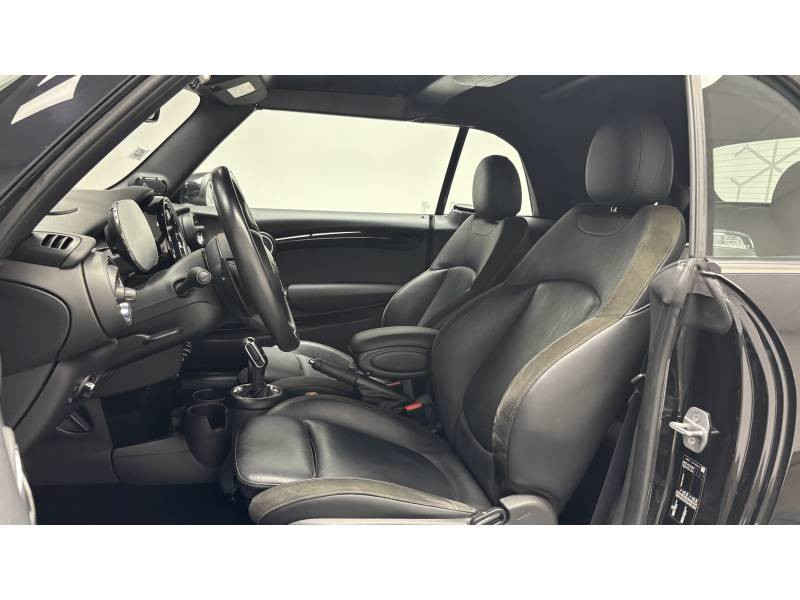 Mini Mini Cabriolet John Cooper Works 231 ch BVA8  occasion � Lormont - photo n�8