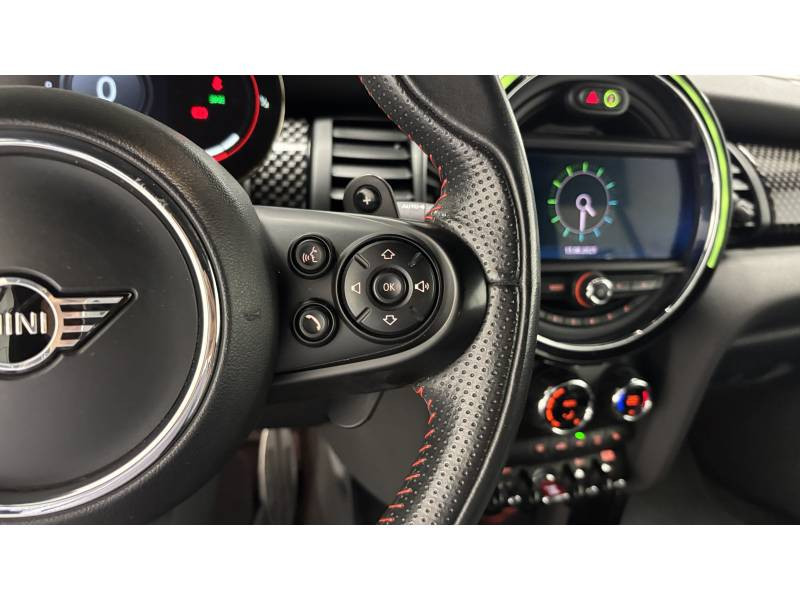 Mini Mini Cabriolet John Cooper Works 231 ch BVA8  occasion � Lormont - photo n�18