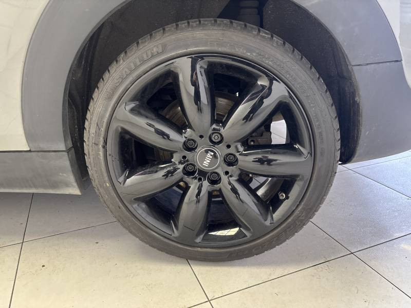 Mini Mini Clubman Cooper 136 ch BVA7 Edition Kensington  occasion � B�ziers - photo n�12