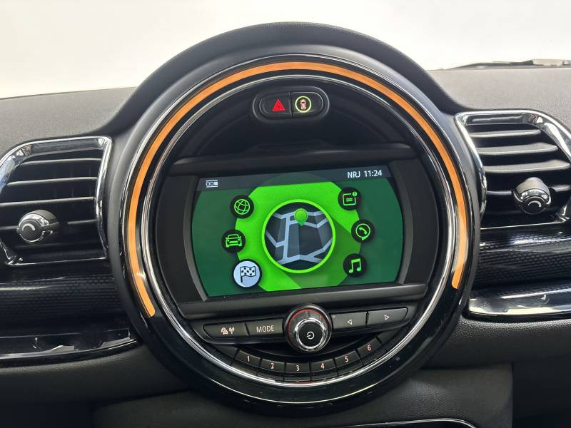 Mini Mini Clubman Cooper 136 ch BVA7 Edition Kensington  occasion � B�ziers - photo n�18