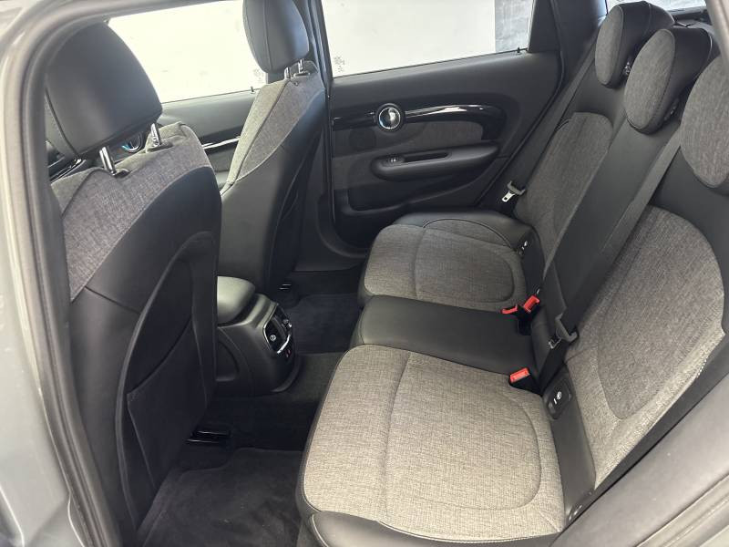 Mini Mini Clubman Cooper 136 ch BVA7 Edition Kensington  occasion � B�ziers - photo n�9