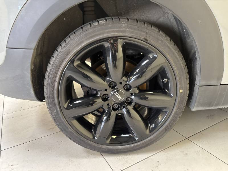 Mini Mini Clubman Cooper 136 ch BVA7 Edition Kensington  occasion � B�ziers - photo n�13