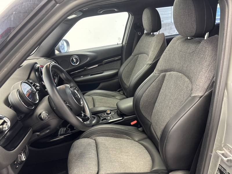 Mini Mini Clubman Cooper 136 ch BVA7 Edition Kensington  occasion � B�ziers - photo n�5