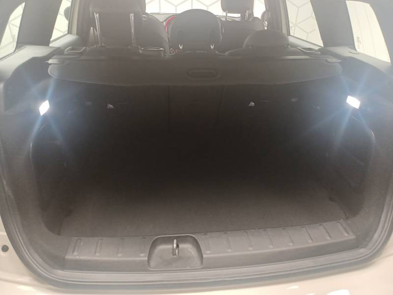 Mini Mini Clubman Cooper 136 ch DKG7 Edition Knightsbridge  occasion  Lormont - photo n7