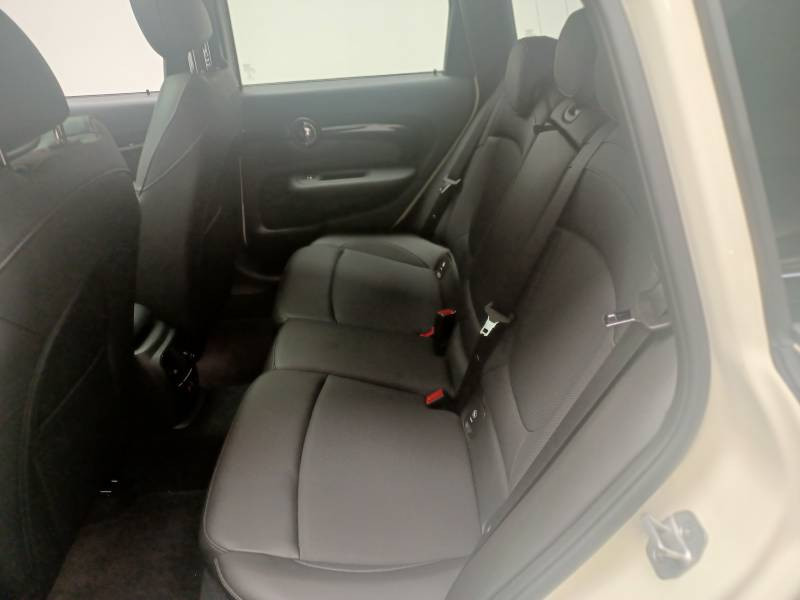 Mini Mini Clubman Cooper 136 ch DKG7 Edition Knightsbridge  occasion  Lormont - photo n3