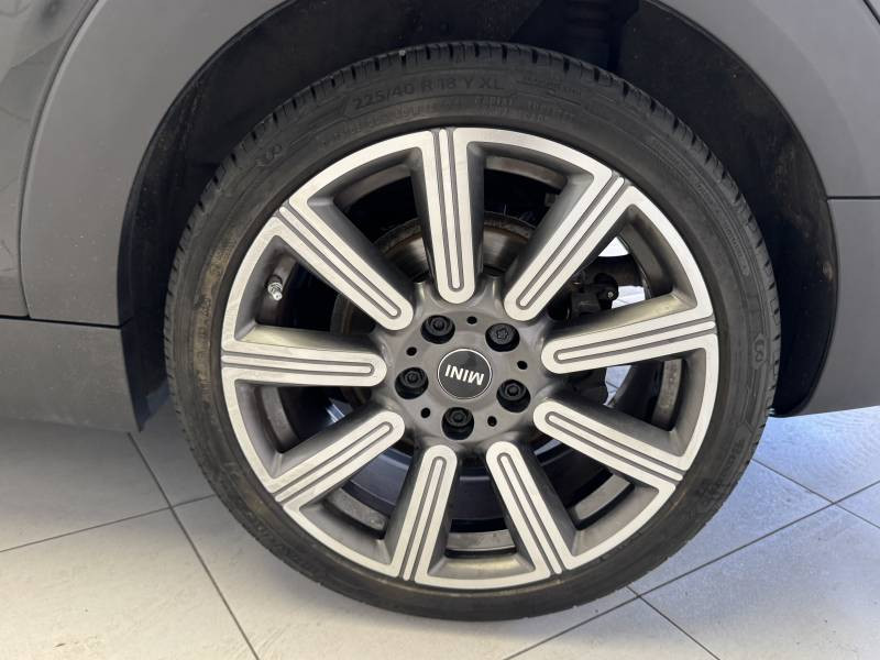 Mini Mini Clubman Cooper 136 ch DKG7 Edition Premium Plus  occasion � B�ziers - photo n�10