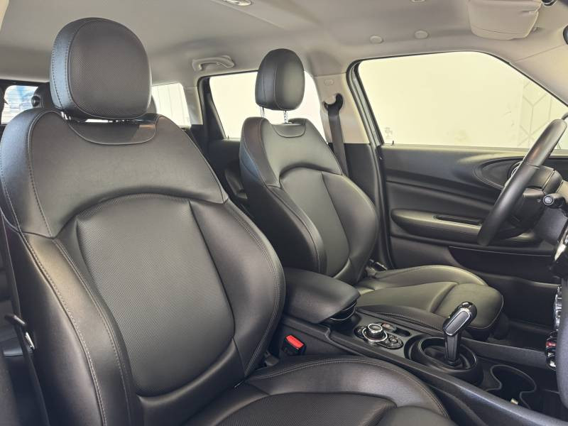 Mini Mini Clubman Cooper 136 ch DKG7 Edition Premium Plus  occasion � B�ziers - photo n�17