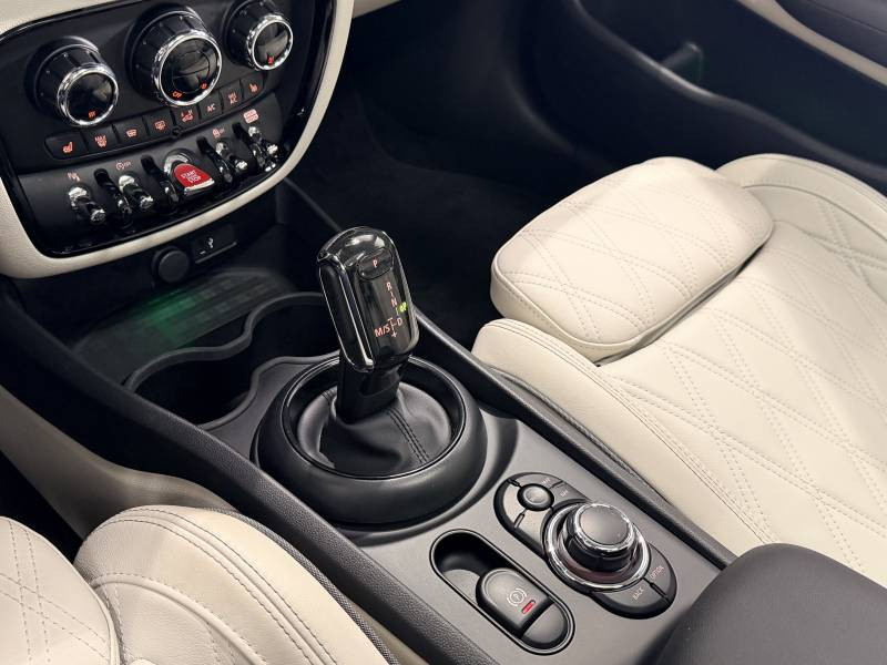 Mini Mini Clubman Cooper 136 ch DKG7 Edition Premium Plus  occasion � Tarbes - photo n�9
