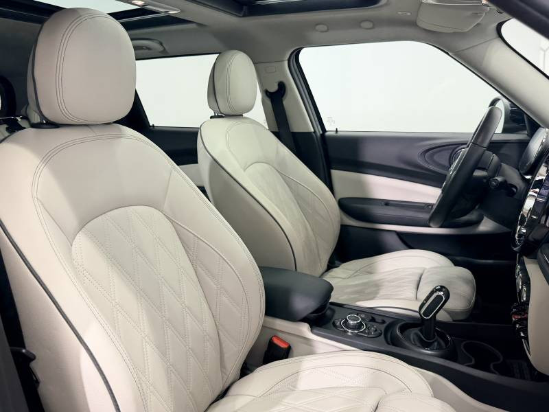 Mini Mini Clubman Cooper 136 ch DKG7 Edition Premium Plus  occasion � Tarbes - photo n�12