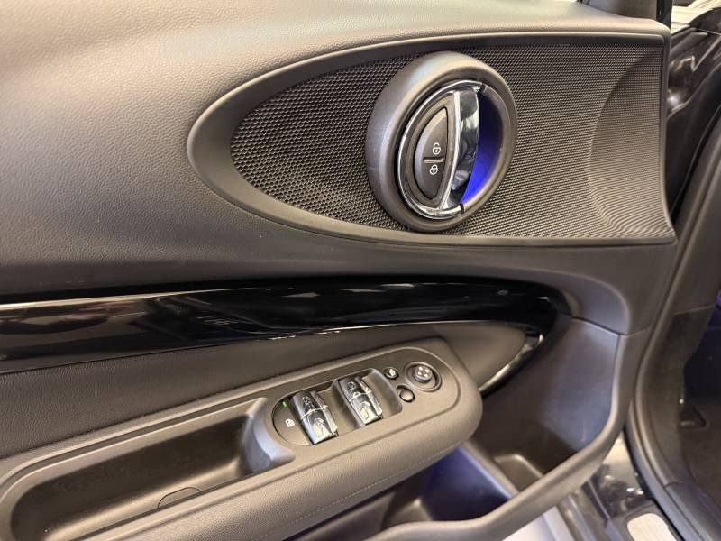 Mini Mini Clubman Cooper 136 ch DKG7 Essential  occasion � Brive-la-Gaillarde - photo n�10