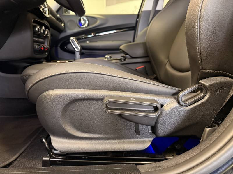 Mini Mini Clubman Cooper 136 ch DKG7 Essential  occasion � Brive-la-Gaillarde - photo n�11