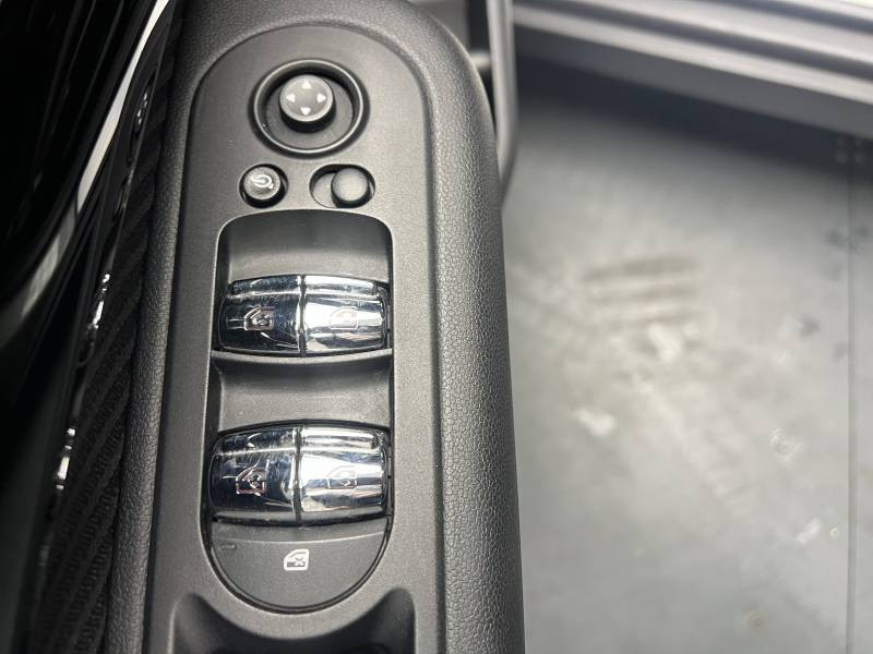 Mini Mini Clubman Cooper 136 ch Finition Business  occasion  Lormont - photo n20