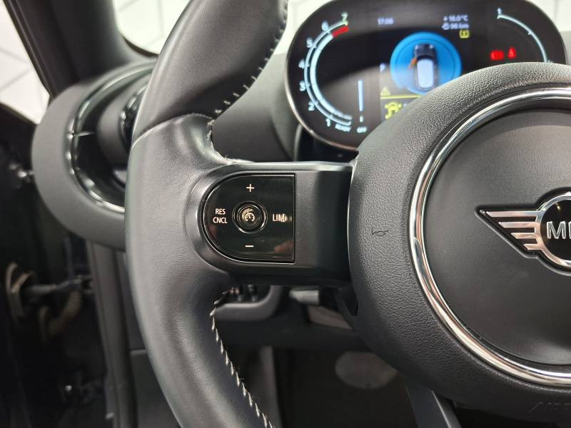 Mini Mini Clubman One 102 ch DKG7 Edition Knightsbridge  occasion � Limoges - photo n�17