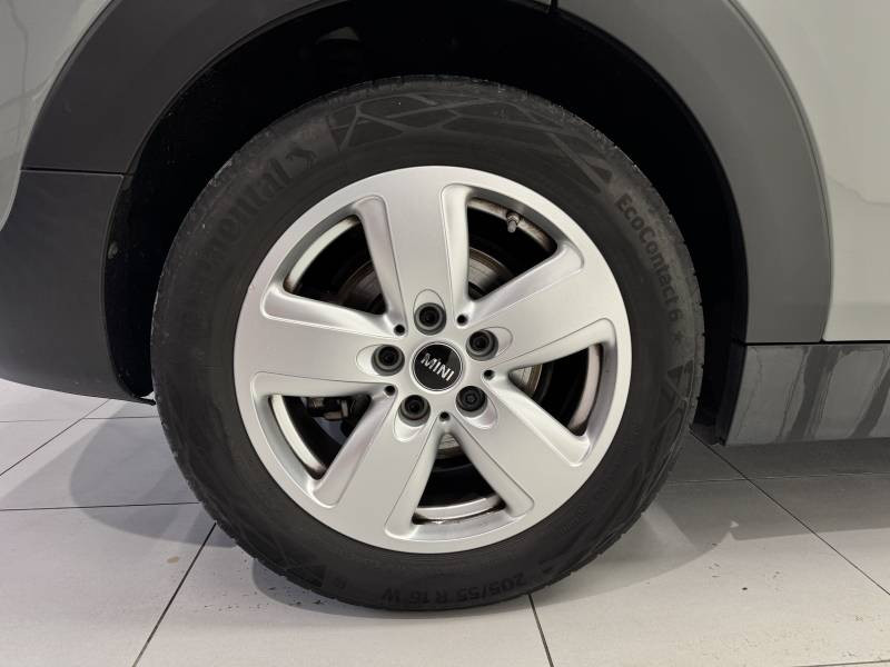 Mini Mini Clubman One D 116 ch DKG7 Finition Business Design  occasion � Carcassonne - photo n�8