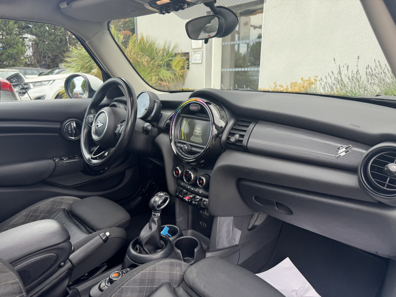 Mini Mini COOPER 136 CH BLACKFRIARS BVA  occasion  Colomiers - photo n10