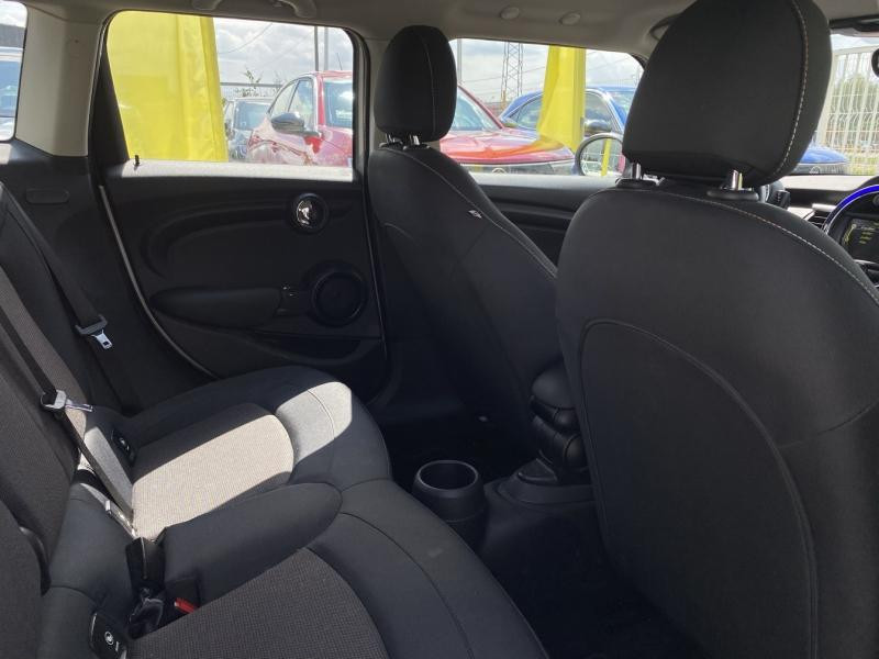 Mini Mini Cooper 136ch BVA  occasion  Varennes-sur-Seine - photo n12